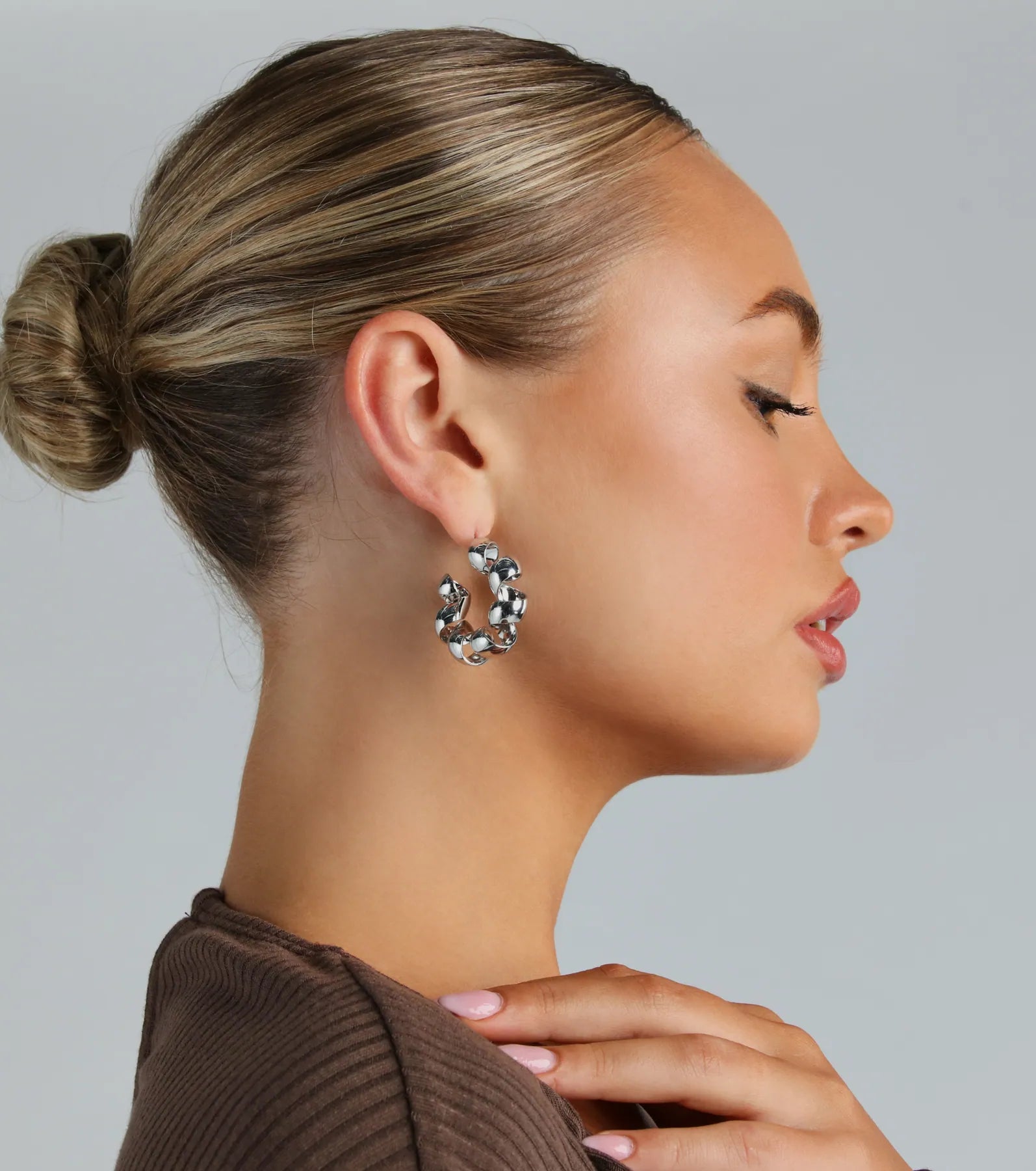 Savings Spectacular Twist Of Desire Hoop Earrings