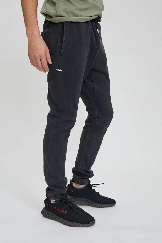 Bargain Bin ESSENTIAL SWEATPANT | Vintage Black