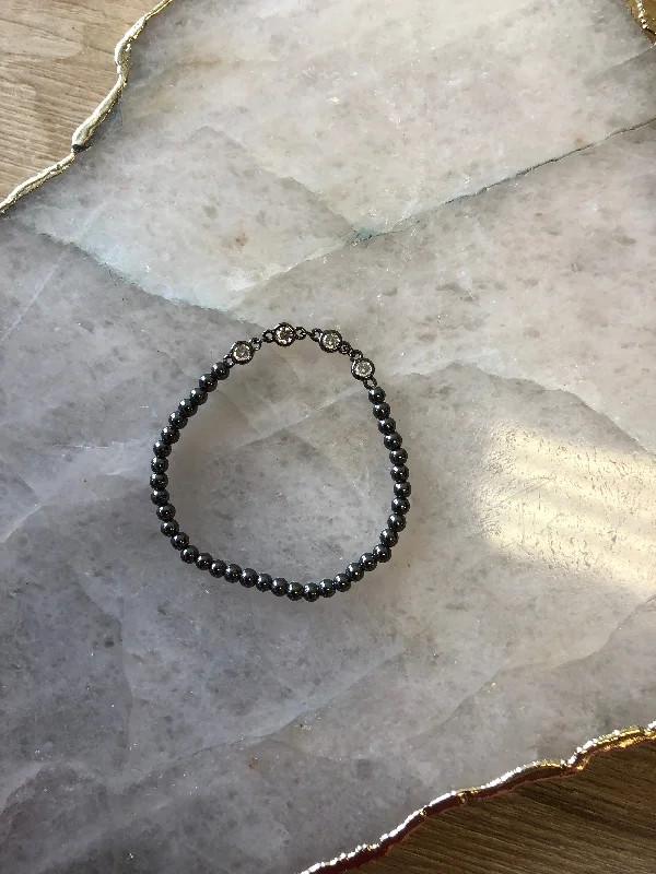Deal Frenzy Talia Bracelet | Hematite