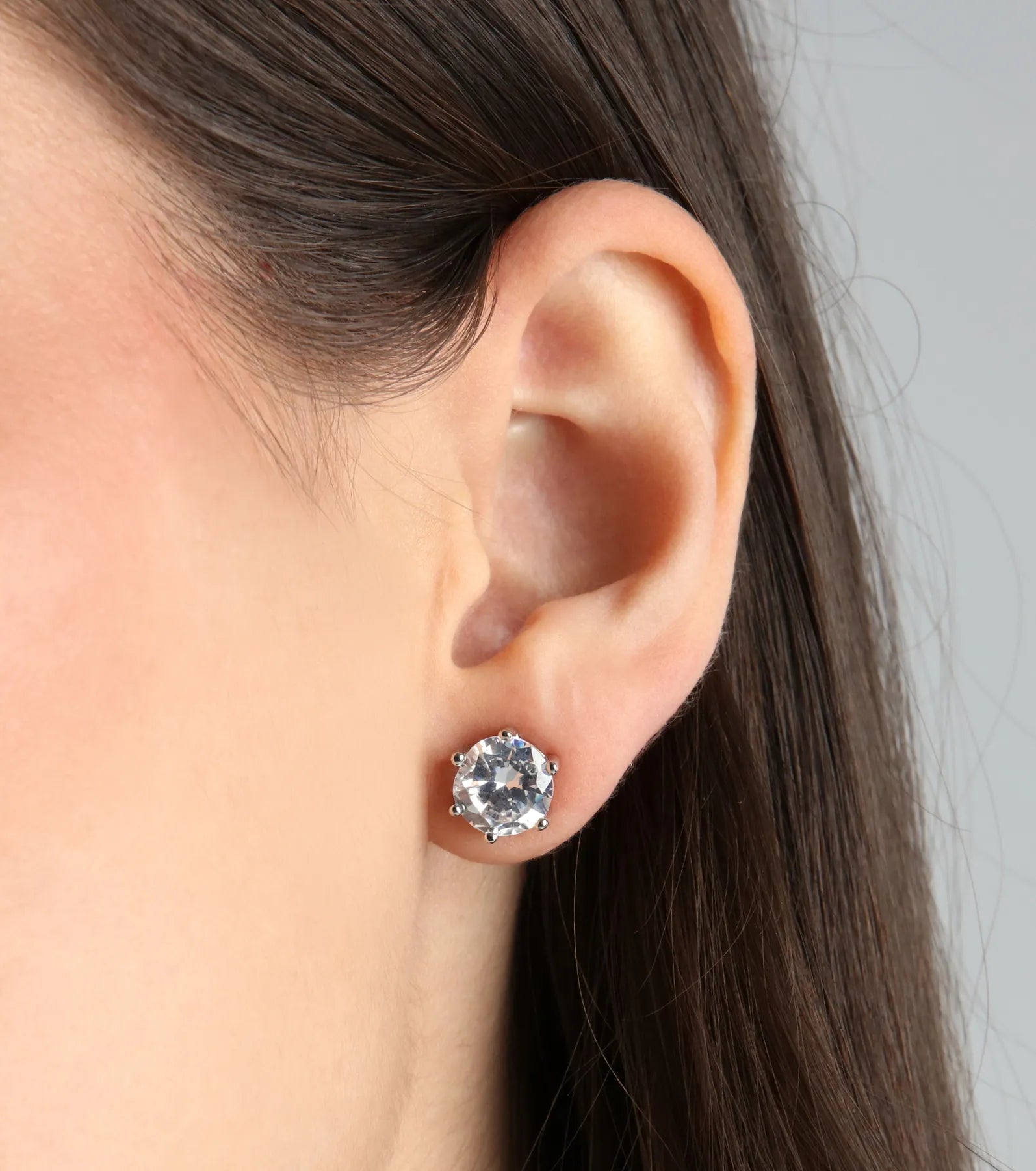 Deal Mania Simple Sparkle Cubic Zirconia Stud Earrings