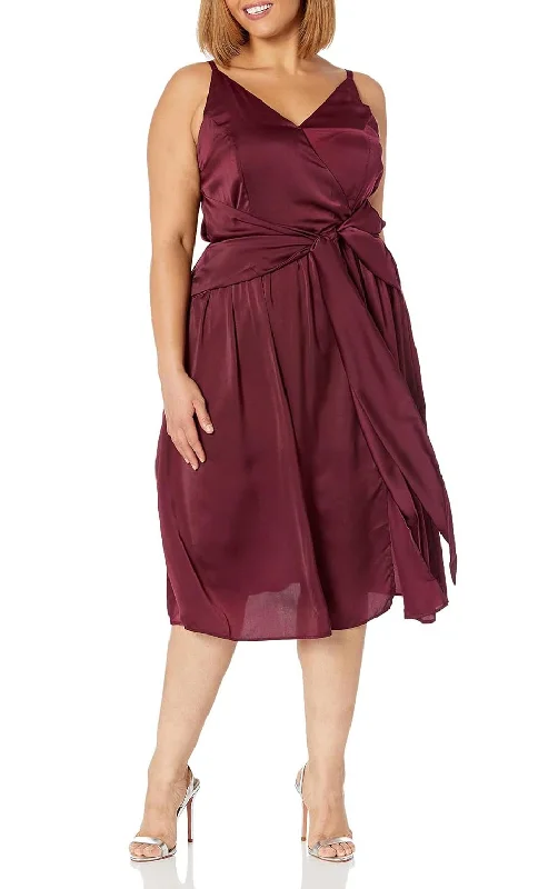 Today’s Deal 14W - city chic burgundy satin midi dress