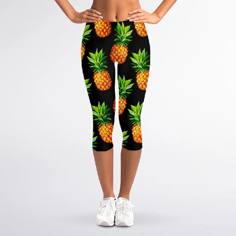 Black Pineapple Pattern Print Women's Capri Leggings