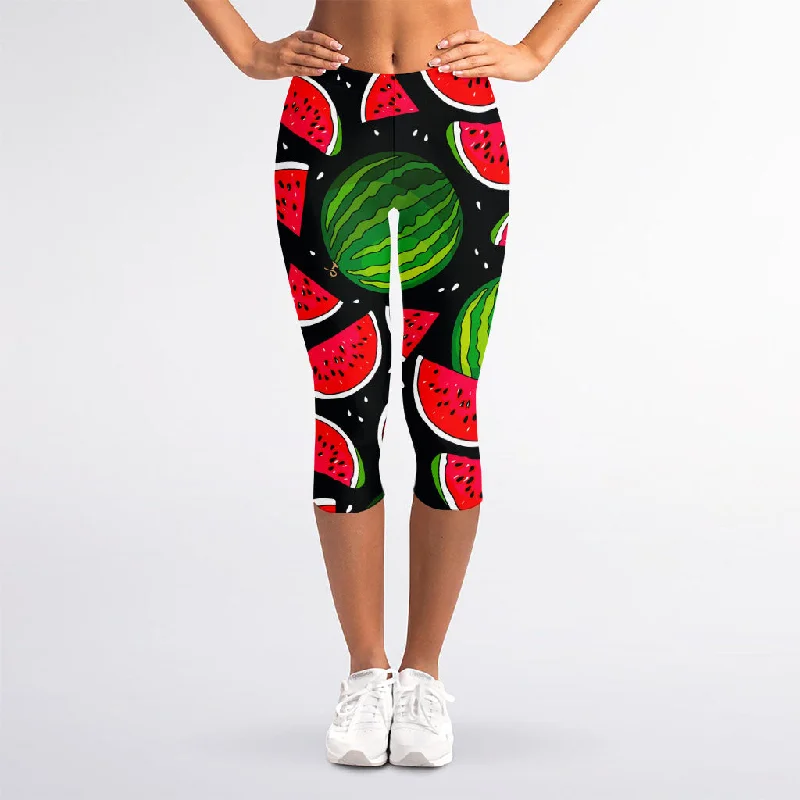 Black Watermelon Pieces Pattern Print Women's Capri Leggings