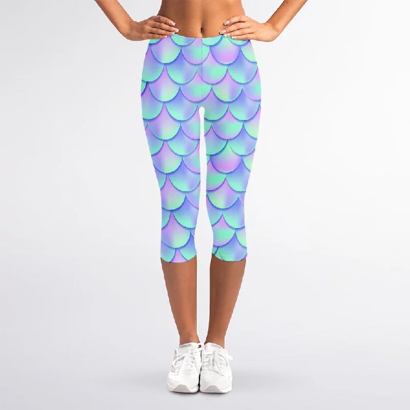 Blue Mermaid Scales Pattern Print Women's Capri Leggings