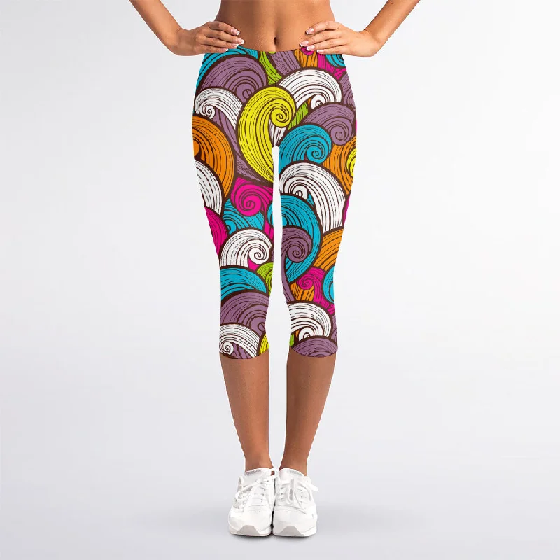 Colorful Surfing Wave Pattern Print Women's Capri Leggings