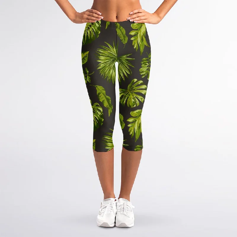 Dark Tropical Leaf Pattern Print Women's Capri Leggings