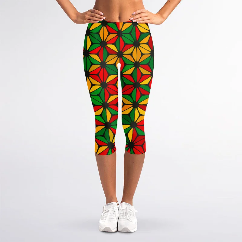 Geometric Reggae Pattern Print Women's Capri Leggings