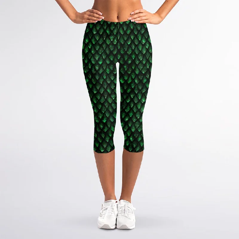 Green Dragon Scales Pattern Print Women's Capri Leggings