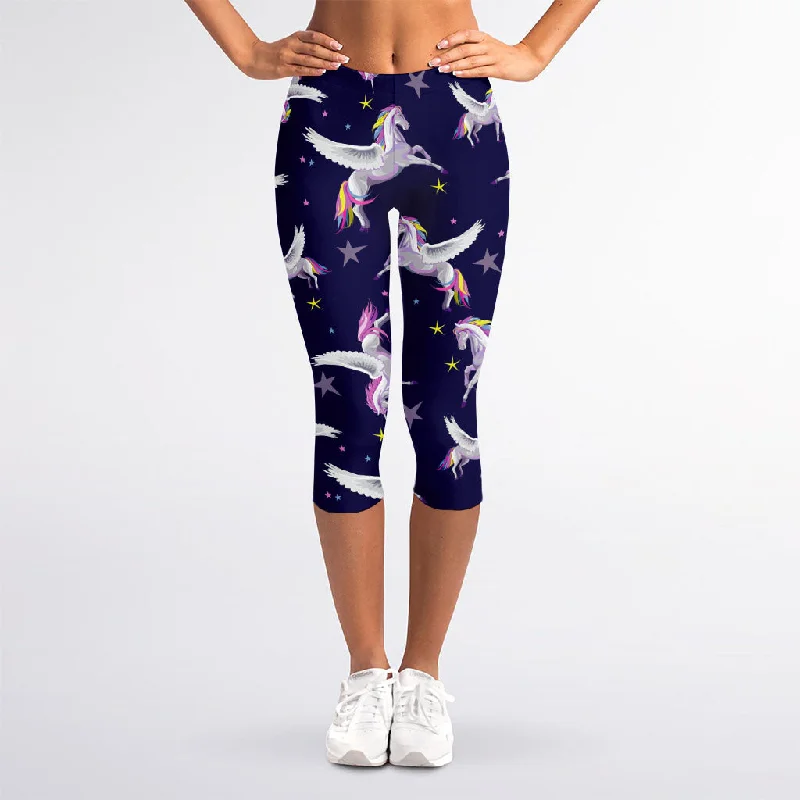 Night Winged Unicorn Pattern Print Women's Capri Leggings