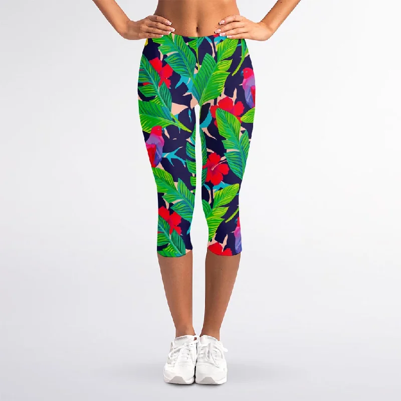 Parrot Banana Leaf Hawaii Pattern Print Women's Capri Leggings