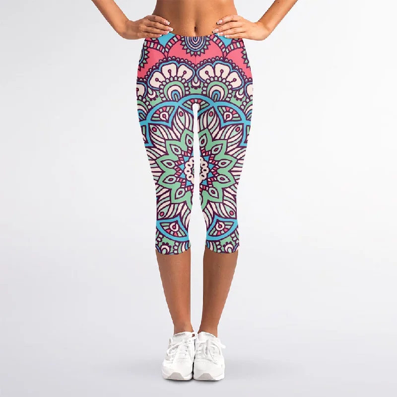 Pastel Mandala Bohemian Pattern Print Women's Capri Leggings