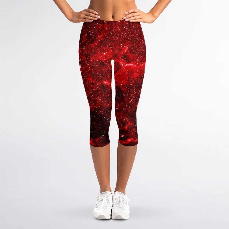 Red Stardust Universe Galaxy Space Print Women's Capri Leggings