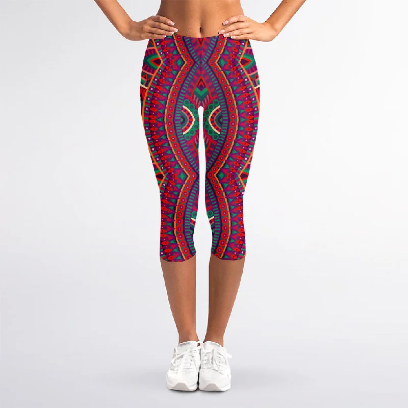 Red Tribal Ethnic Mandala Print Women's Capri Leggings